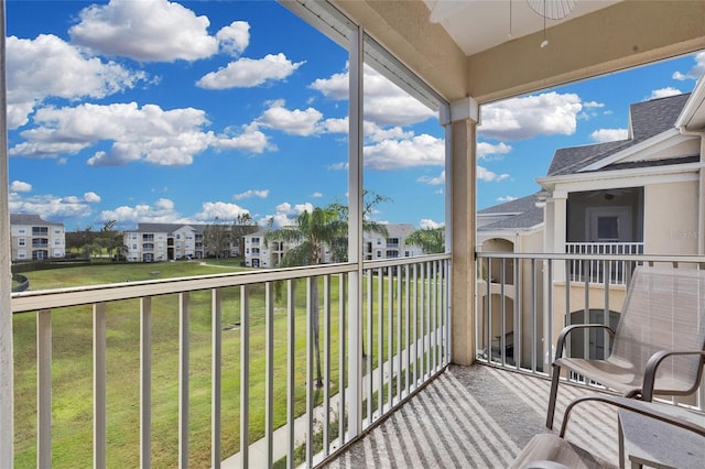 balcony with ceiling fan