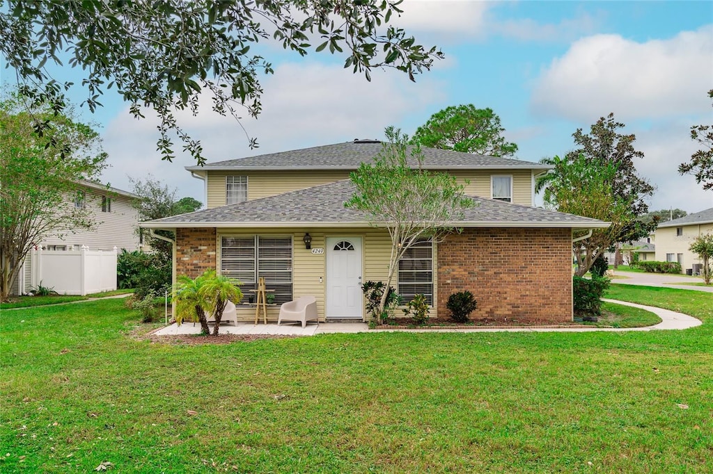 view of front of house with a front yard