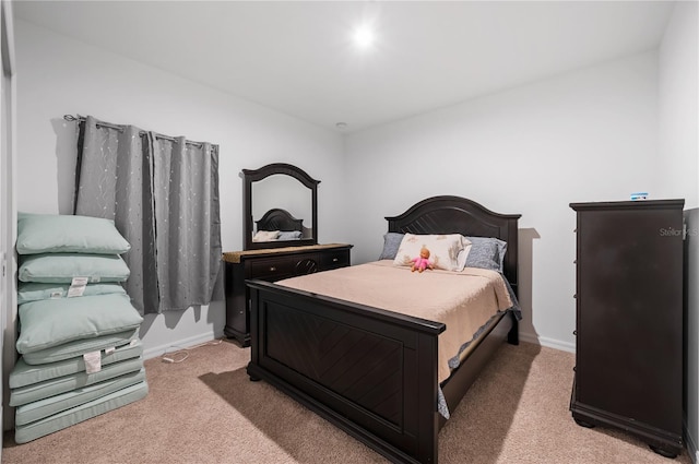 bedroom featuring carpet flooring