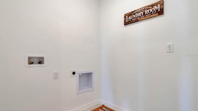 laundry area with electric dryer hookup and hookup for a washing machine