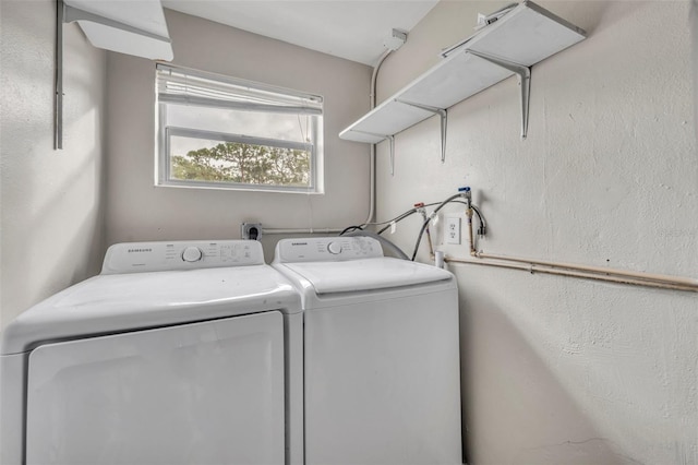 laundry area featuring washer and clothes dryer