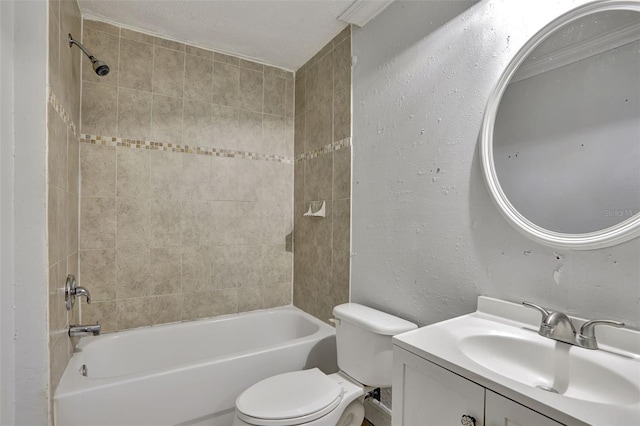 1053 E Hancock Dr, Deltona, FL 32725 - bathroom featuring vanity and bathtub / shower combination