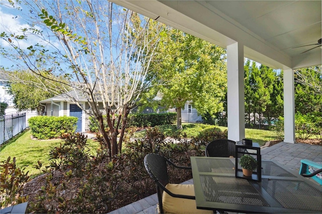 view of patio with ceiling fan