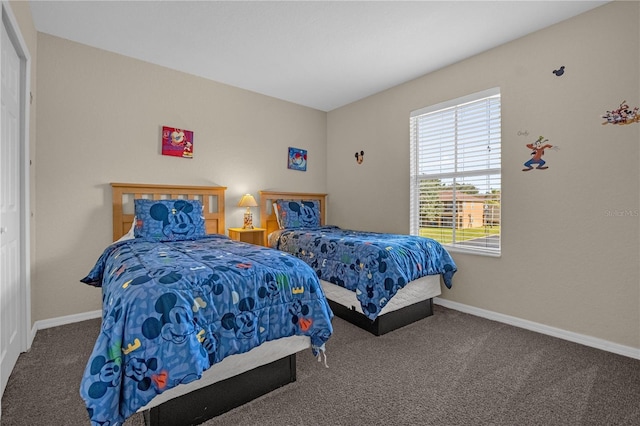 view of carpeted bedroom