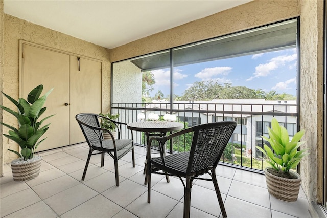 view of sunroom / solarium