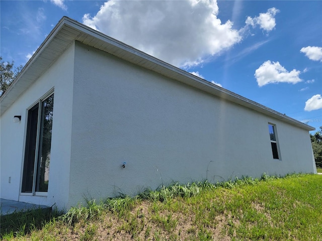 view of home's exterior