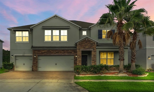 view of front facade featuring a garage