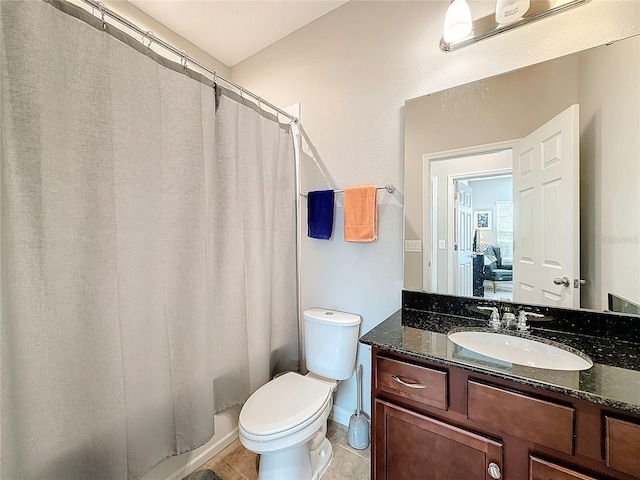 full bathroom featuring tile patterned flooring, vanity, shower / tub combo with curtain, and toilet