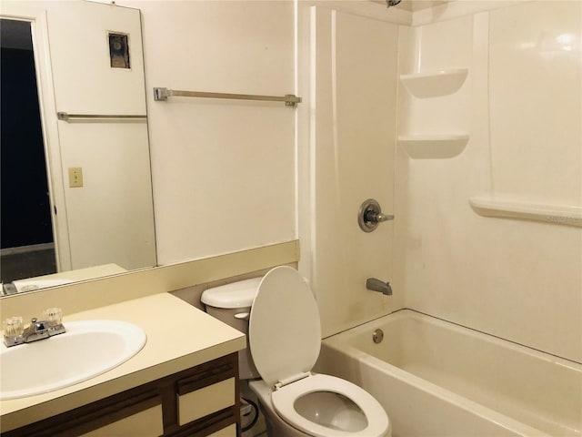 full bathroom featuring toilet, vanity, and shower / bath combination