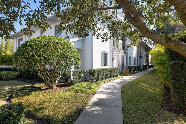 exterior space featuring a yard