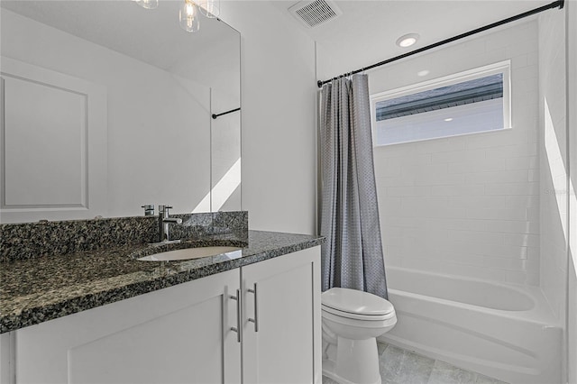 full bath featuring visible vents, shower / bathtub combination with curtain, toilet, and vanity