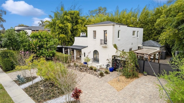 view of front of home