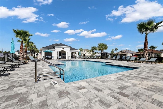 view of swimming pool featuring a patio