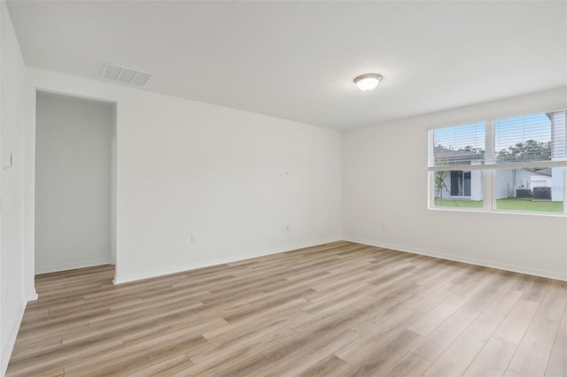 empty room featuring light hardwood / wood-style flooring