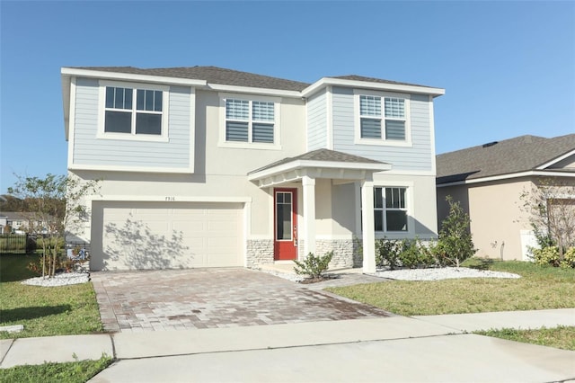 view of front of house featuring a garage