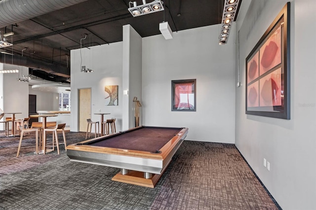 playroom featuring billiards, carpet floors, and a high ceiling