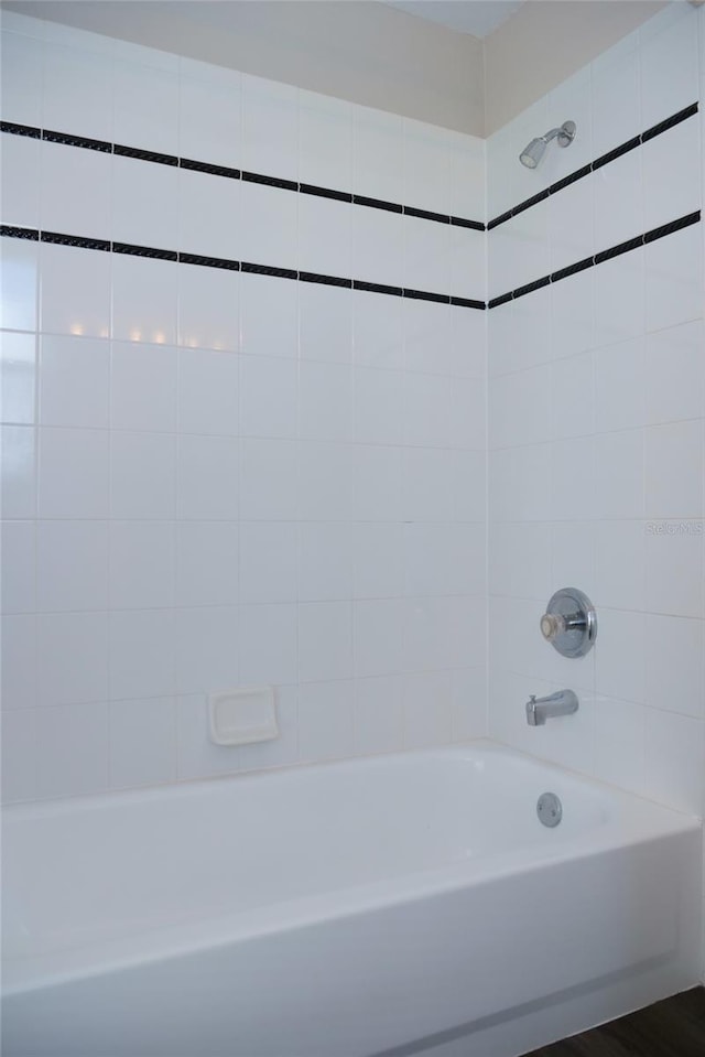 full bathroom featuring washtub / shower combination