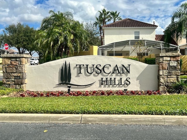 view of community / neighborhood sign