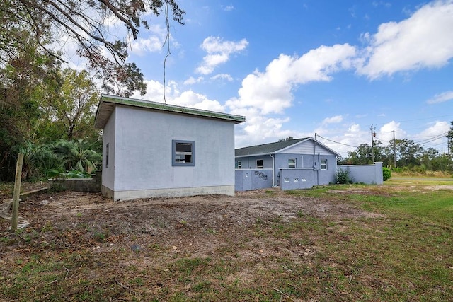 view of property exterior