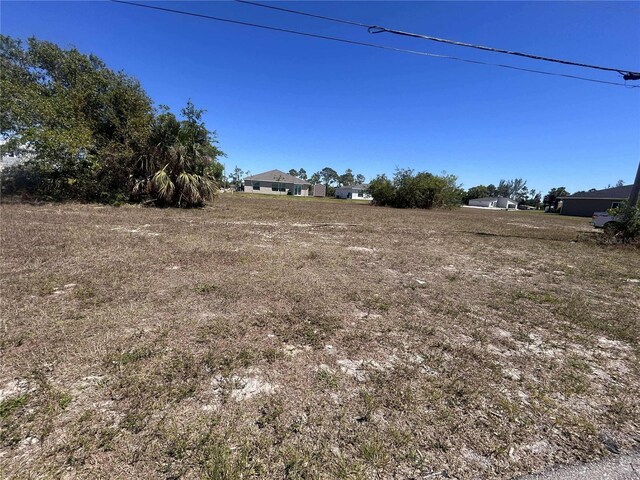 4009 NE 22nd Pl, Cape Coral, FL 33909