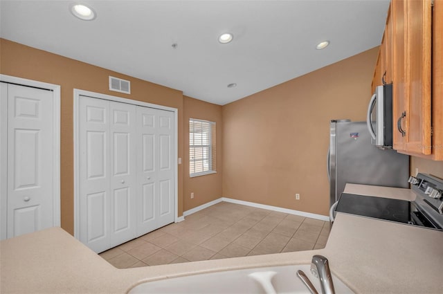 2847 Metro Sevilla Dr Unit 105, Orlando, FL 32835 - photo 21