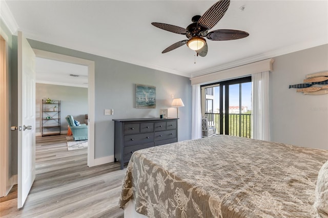 bedroom with access to outside, light hardwood / wood-style flooring, ceiling fan, and ornamental molding