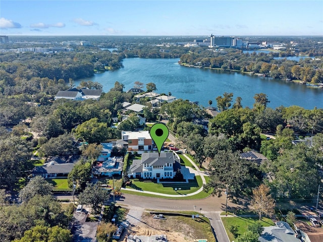 bird's eye view with a water view