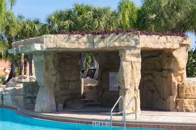 view of swimming pool