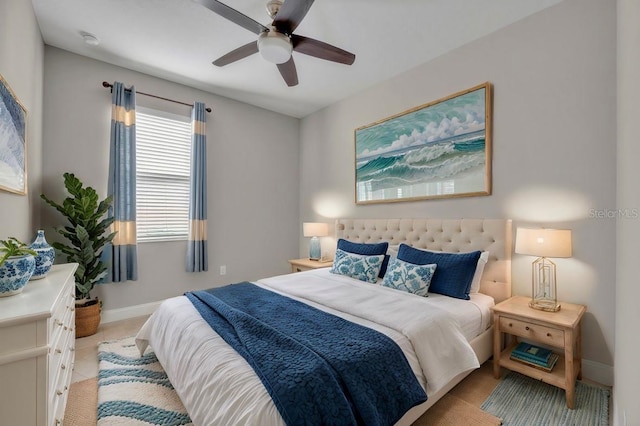 bedroom with ceiling fan