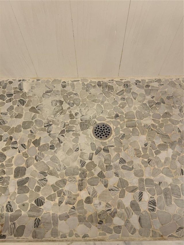 3031 San Jacinto Cir Unit 3031, Sanford, FL 32771 - bathroom view of a tile shower