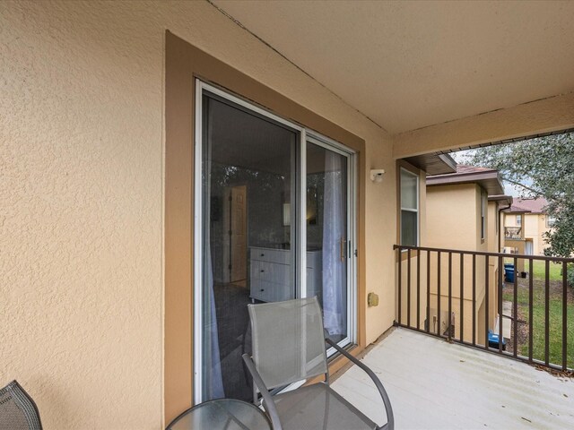 408 Miramar Ave, Davenport, FL 33897 - view of balcony