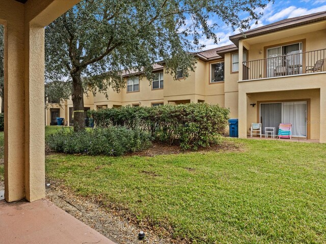 408 Miramar Ave, Davenport, FL 33897 - view of green lawn