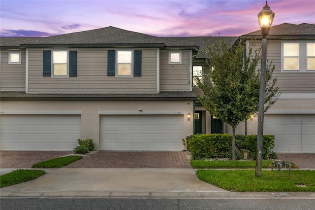 view of front facade with a garage