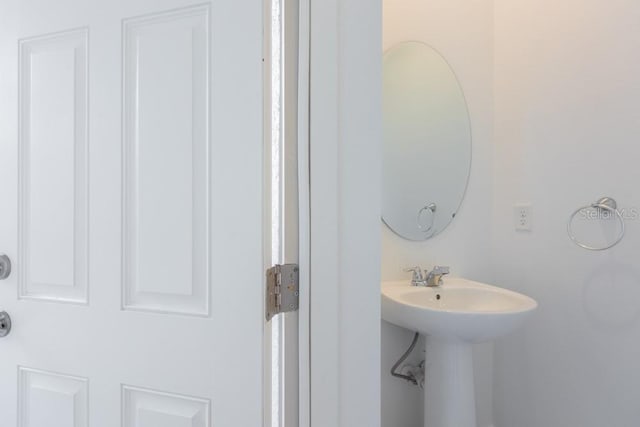 bathroom with sink