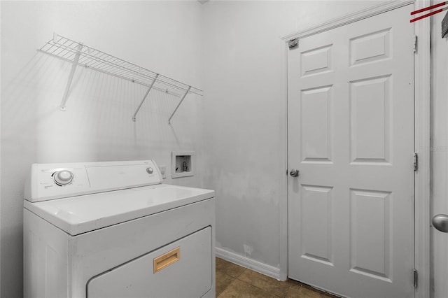 laundry area featuring washer / clothes dryer