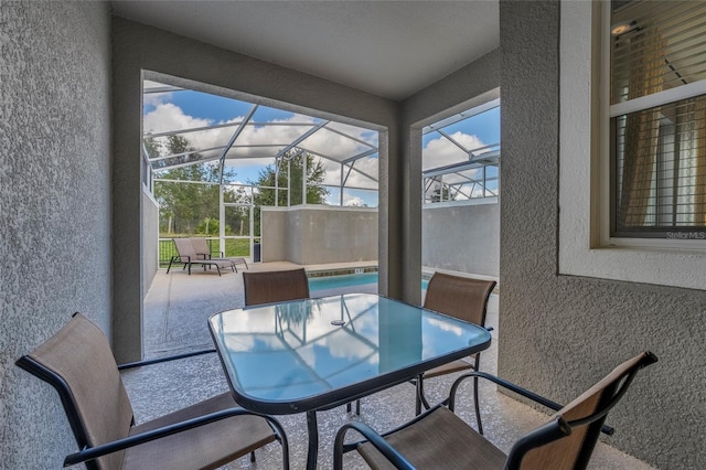 sunroom / solarium featuring a pool and plenty of natural light