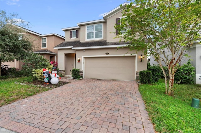 view of front of house featuring a garage