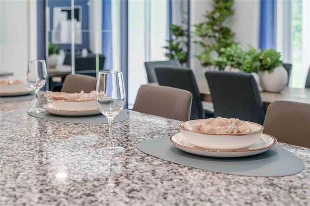 418 St Johns Ln, Kissimmee, FL 34759 - dining area with plenty of natural light