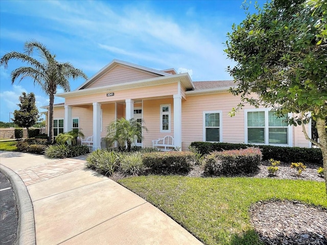 view of front facade featuring covered porch