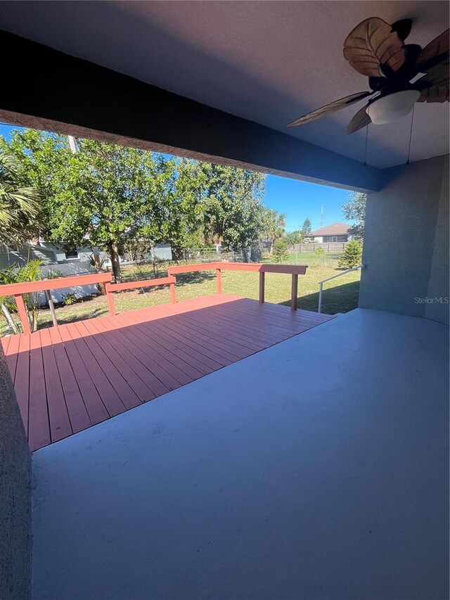 6336 Florida Cir, Apollo Beach, FL 33572 - deck with a ceiling fan