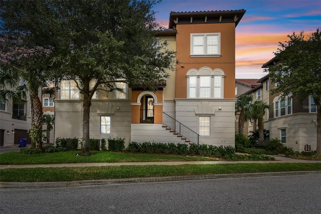 view of mediterranean / spanish-style home