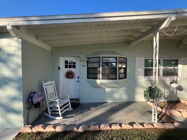 view of property entrance