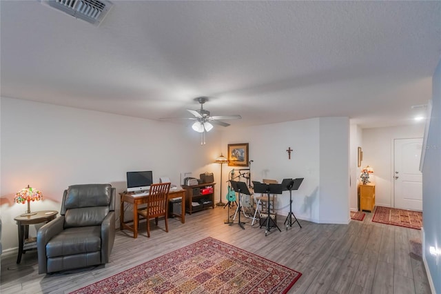 1592 Wynford Cir, Tavares, FL 32778 - photo 9