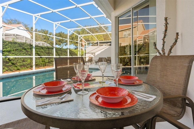 interior space featuring a lanai