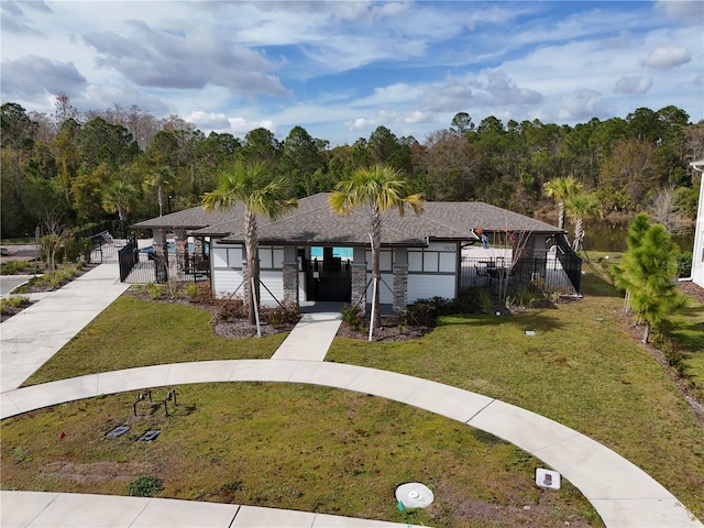 view of front of home with a front yard