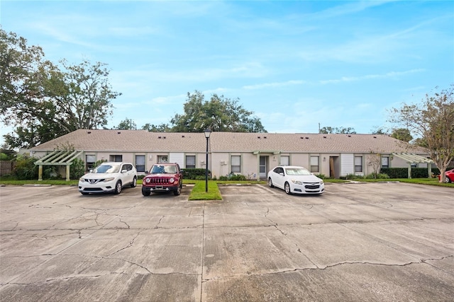 view of front of home with uncovered parking