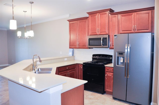 kitchen featuring sink, stainless steel appliances, an inviting chandelier, tasteful backsplash, and ornamental molding