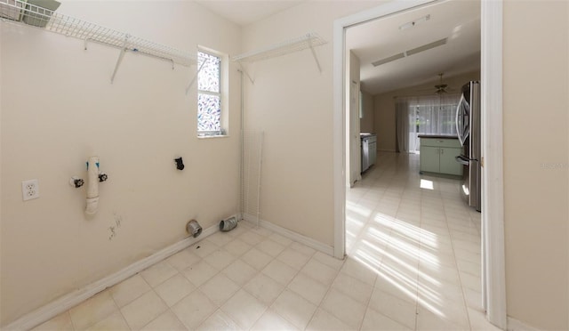 laundry area featuring ceiling fan