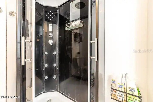 bathroom featuring a shower