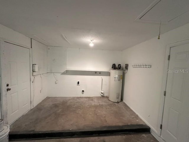 4518 Watch Hill Rd, Orlando, FL 32808 - garage featuring electric water heater